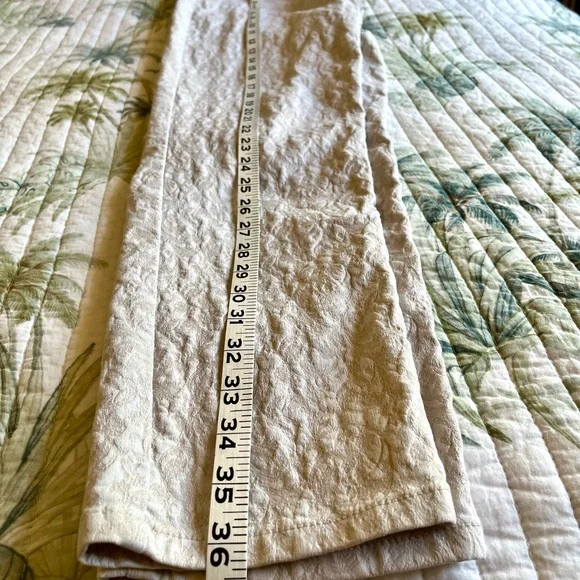 Chico's classy Textured Jeggings - Picture 7 of 9